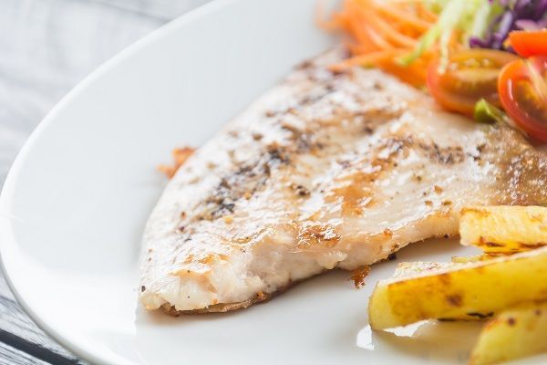 Dorada a la espalda
