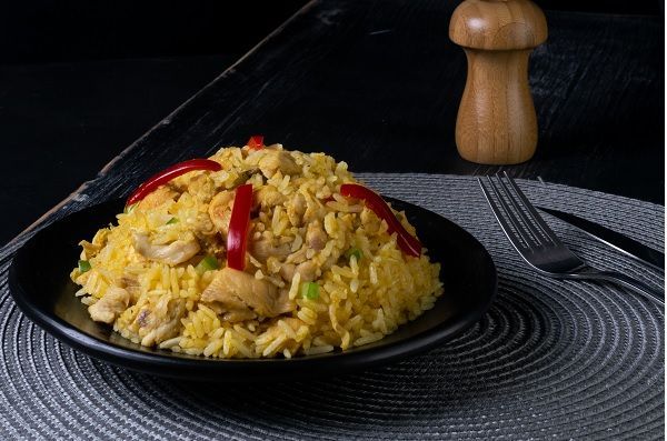 Arroz con pato y setas plato peruano