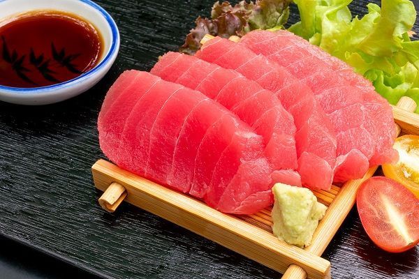 Sashimi de atún