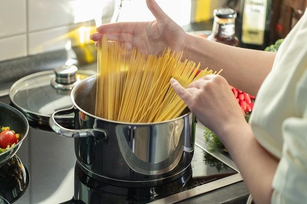 Cocinar espaguetis