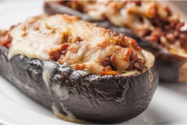 Berenjenas rellenas con carne y arroz