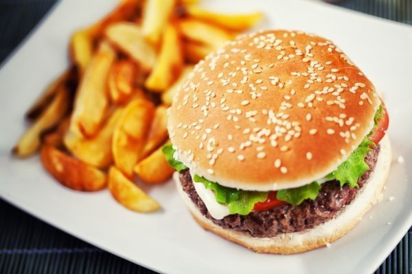 Hamburguesa casera americana