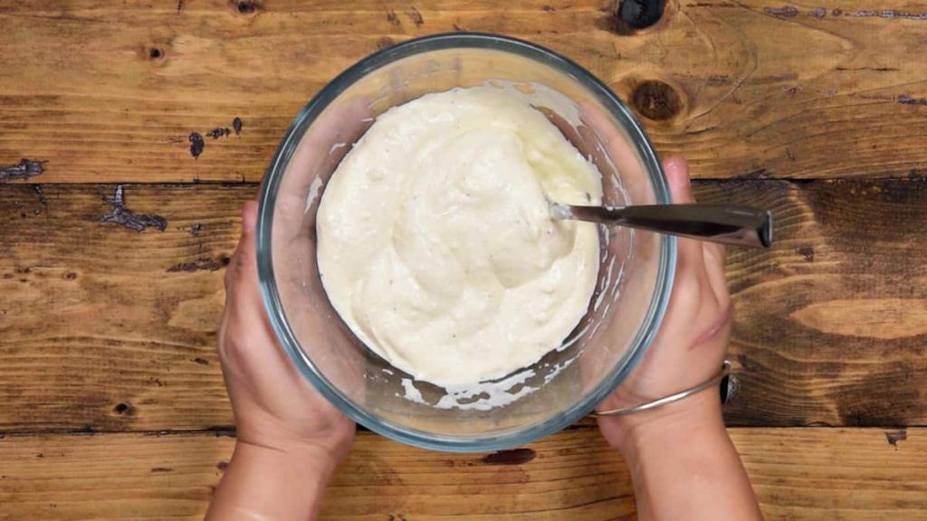 Tzatziki-Sauce-Recipe-Step-by-Step-2
