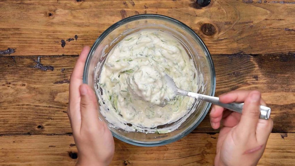 Tzatziki-Sauce-Recipe-Step-by-Step-7