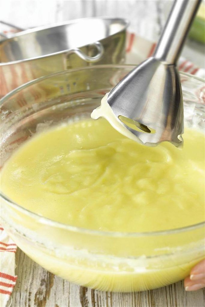 como-hacer-crema-de-calabacin-triturar-con-la-batidora_1505cf7b_700x1050
