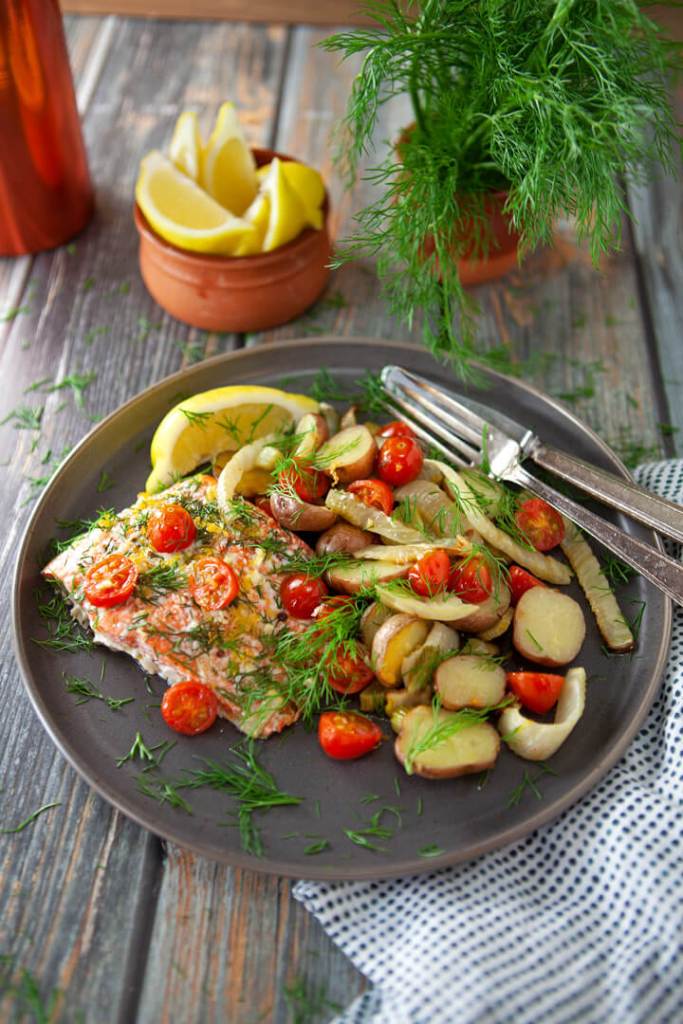Roasted-Salmon-with-Fennel-Tomatoes-and-Potatoes-platted