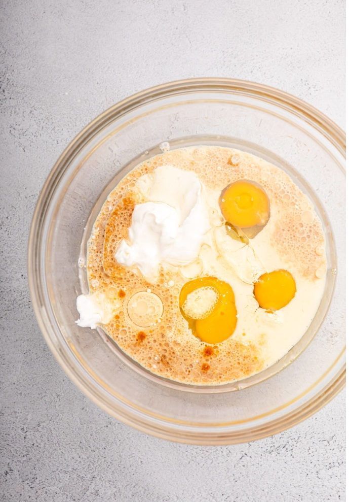 wet-ingredients-for-chocolate-cake-in-a-glass-bowl-1-of-1-683×1024