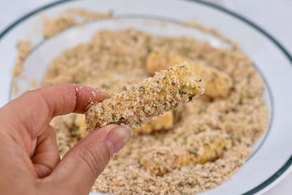 baked-mozzarella-sticks-coated-in-breadcrumbs