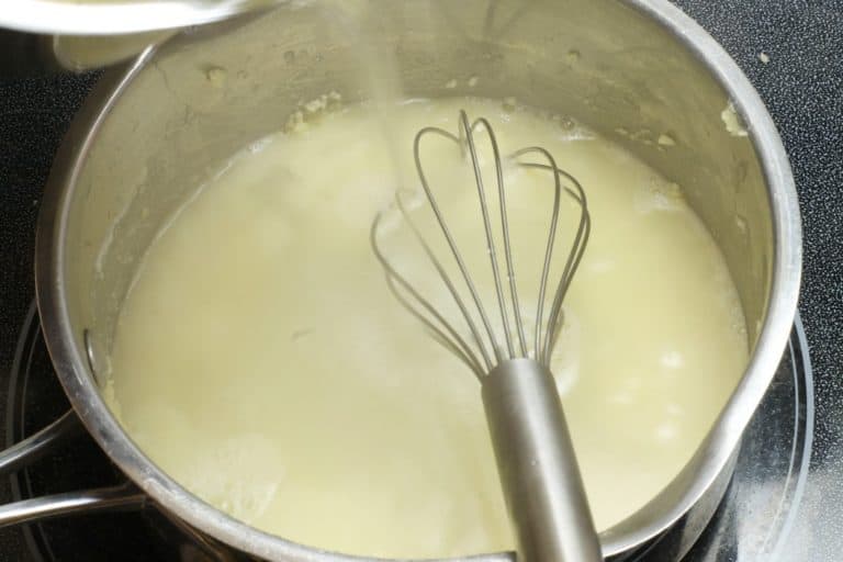 whisk-the-stock-into-the-roux-768×512