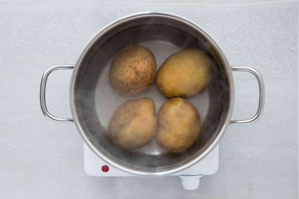 potato-salad-swabia-schwabische-kartoffelsalat-1447186-step-02-721beb14931b4369b3f8568204d1c1dc