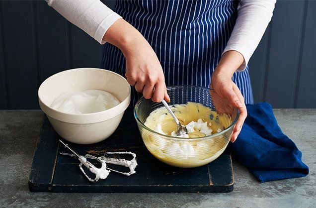 Cheese-souffle-4-mini-b81c9bd5-f5e2-4a53-9f65-30f6e7bc9495-0-636×418