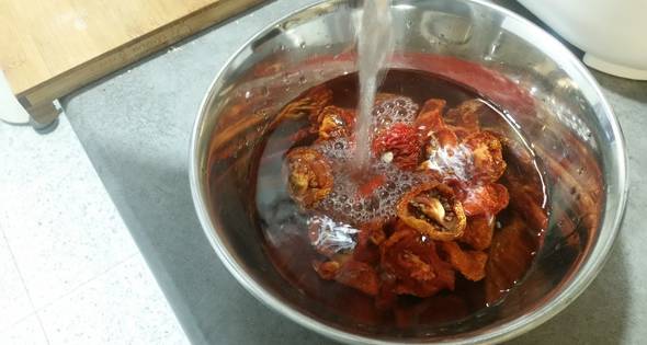 foto-del-paso-2-de-la-receta-sobrasada-vegana-con-guindilla-🌶 (1)