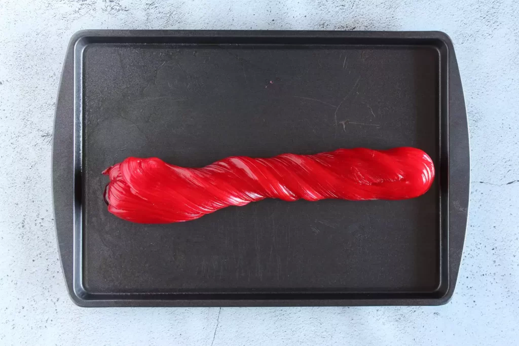 candy-canes-recipe-521012-step-12-3629264e00b34cfb8b369c4c2922e9e4