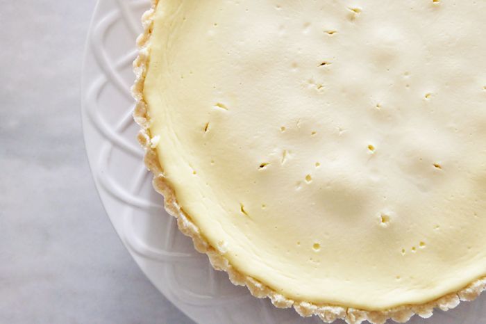 greek yogurt cheesecake tart close up