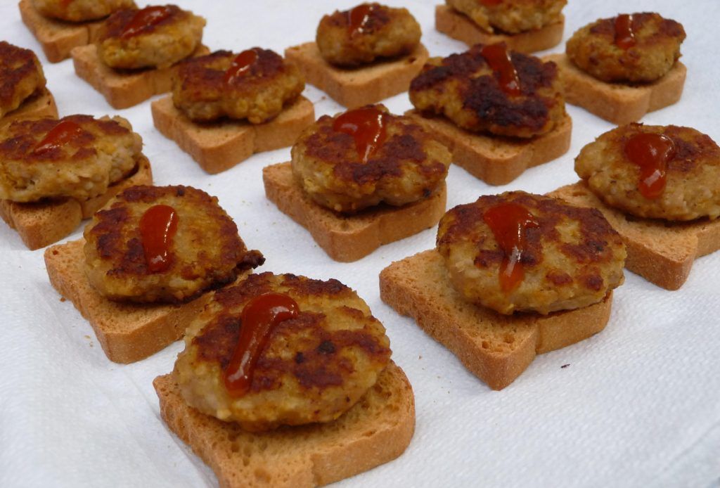 canapc3a9-mini-hamburguesa-carmyla