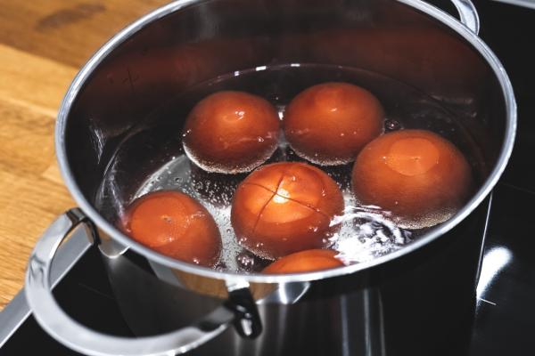 como_hacer_sopa_de_tomate_casera_25903_paso_2_600