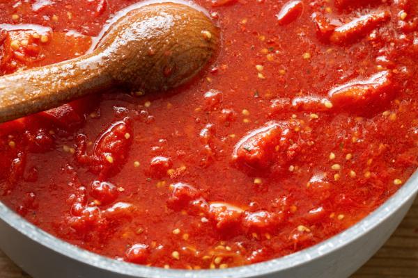 como_hacer_sopa_de_tomate_casera_25903_paso_5_600