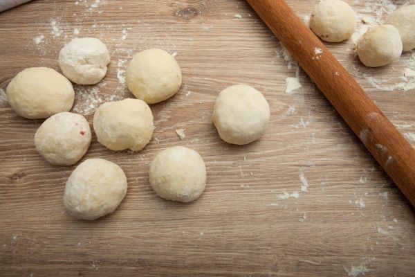 Bolas de masa para hacer los mantecados