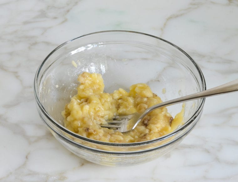 Banana-Pancakes-2-760×582