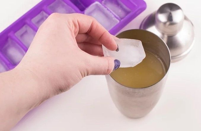 v4-728px-Make-a-Painkiller-Cocktail-Step-5-Version-4