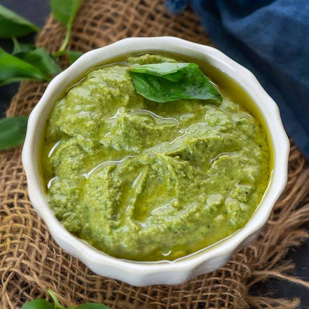 Avocado-Pesto-2-3