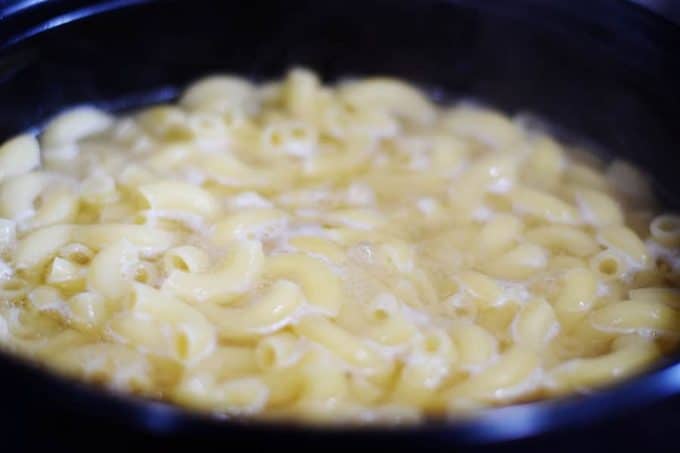 Baked-Mac-n-Cheese-Noodles-e1523311322288