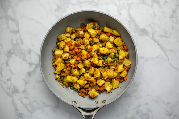 easy-vegetable-samosas-recipe-2098695-step-10-e7484fedbd5c4d48bb9cefa0edf54ea5