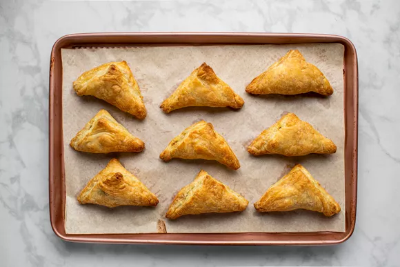 easy-vegetable-samosas-recipe-2098695-step-18-835db564be2b485384c62e7740ab4d1d
