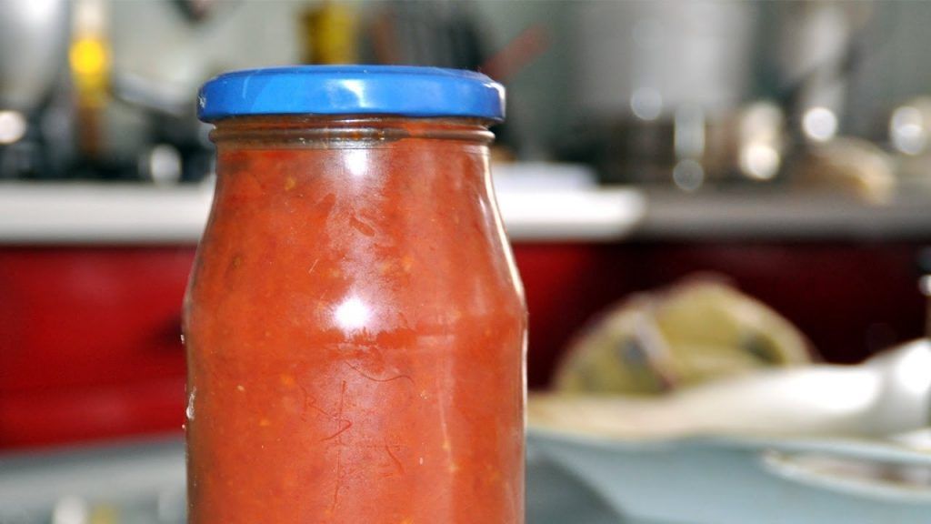 bote de tomate