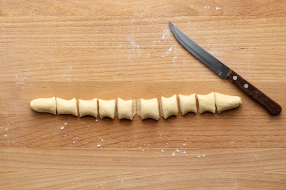 russian-pelmeni-meat-dumplings-recipe-1137313-step-03-d48162840b4b4b7b96a9363fe0c122cc