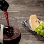 ¿Cuáles son los beneficios del vino tinto?