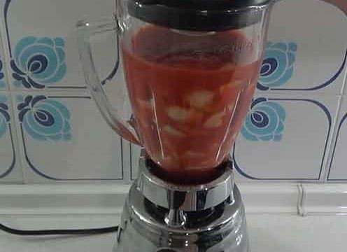 PICAR-SALSA-DE-TOMATE-EN-10-MINUTOS (1)