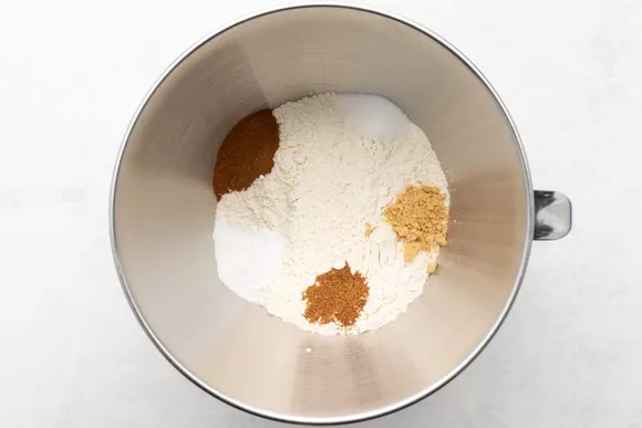 dairy-free-carrot-cake-4-2418525124c84095b38c0358a6258772