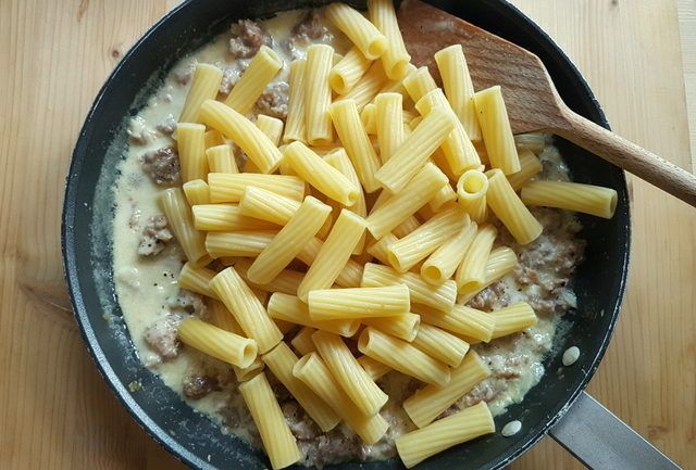 pasta-alla-norcina-6-640×433