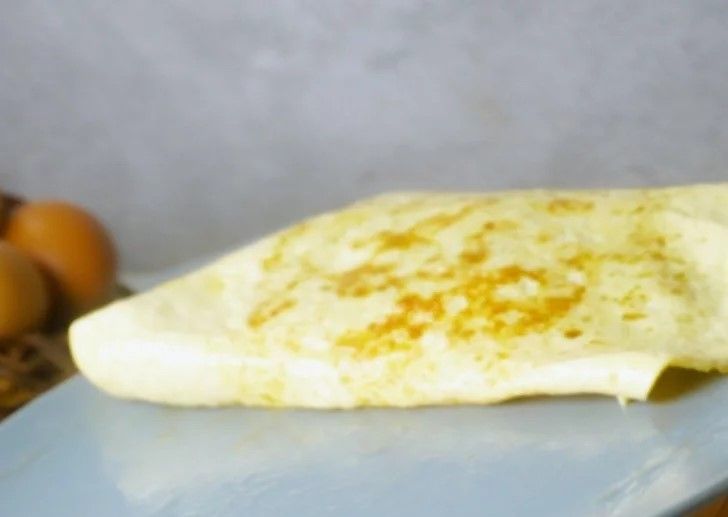 aid5991575-v4-728px-Make-Omurice-Step-14-Version-2.jpg