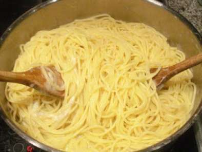 spaghetti-cacio-e-pepe-espaguetis-queso-de-oveja-y-pimienta–md-162282p243272