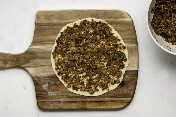 turkish-lahmacun-recipe-3274265-step-4-30f2d83280a3444b8bc0ee727e1fc92c