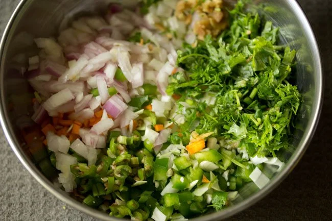 mix-veg-pakoda-recipe01