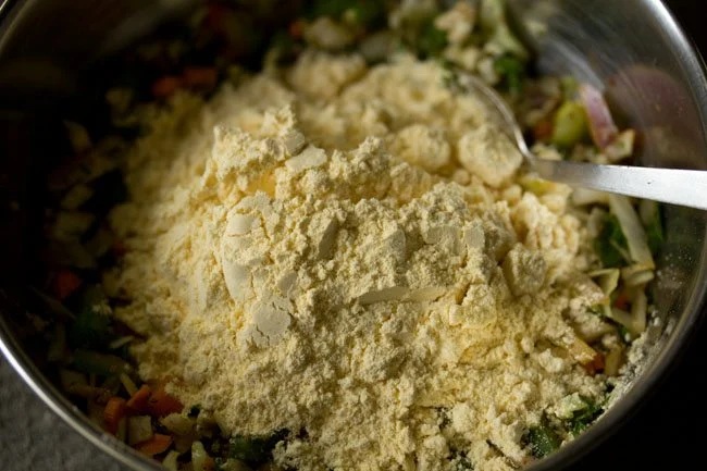 mix-veg-pakoda-recipe04