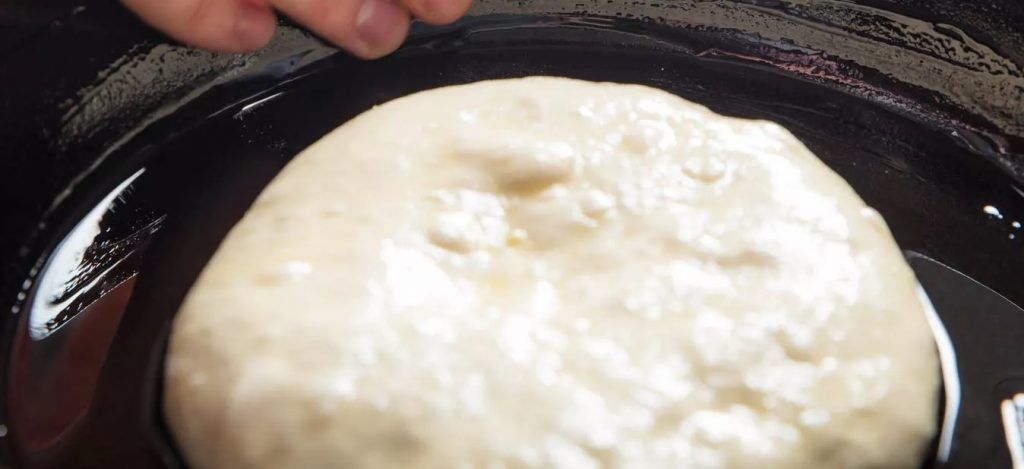 __opt__aboutcom__coeus__resources__content_migration__serious_eats__seriouseats.com__2019__04__20190319-cast-iron-pan-pizza-reshoot-vicky-wasik-15-1500×1125-2c0d35a2c51745d8b1462c2f66bc0e03 (1)