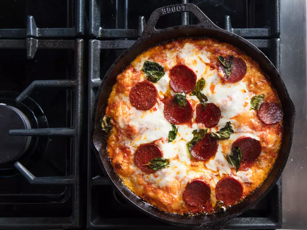 __opt__aboutcom__coeus__resources__content_migration__serious_eats__seriouseats.com__2019__04__20190319-cast-iron-pan-pizza-reshoot-vicky-wasik-27-421963a8c6324f6cabed7f817509b94b
