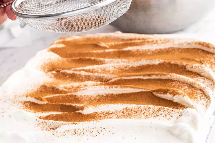 __opt__aboutcom__coeus__resources__content_migration__simply_recipes__uploads__2019__04__Tres-Leches-METHOD-11-205f7a47677b4d22b525a5f7d0a87691