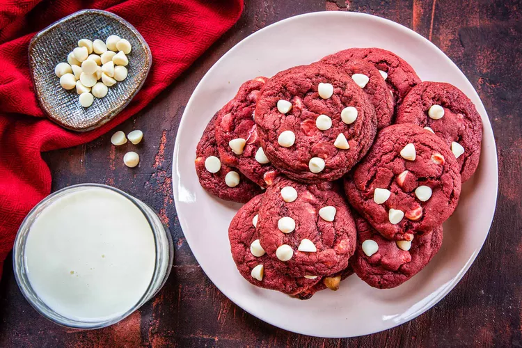 red velvet cookies 1