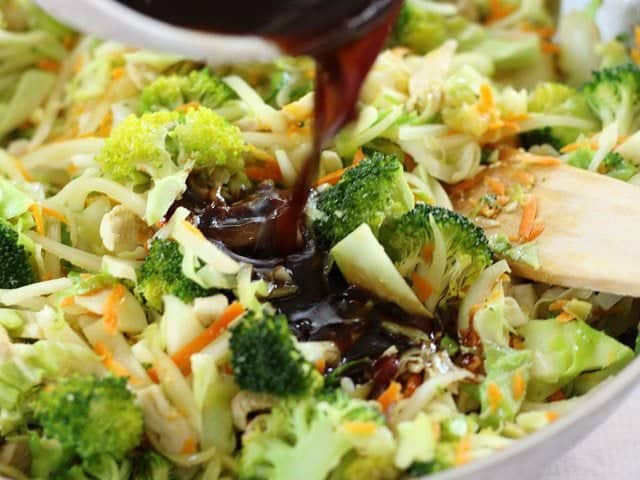 Pour-On-Yakisoba-Sauce