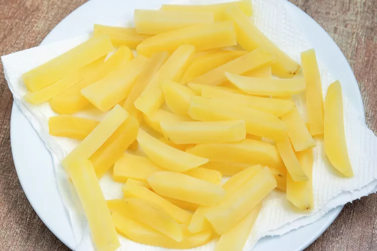 escurrir patatas cocidas