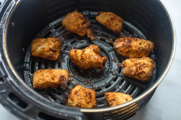 Simply-Recipes-Air-Fryer-Chicken-Nuggets-METHOD-4-509232627c52481fab84b066a1cae4f8