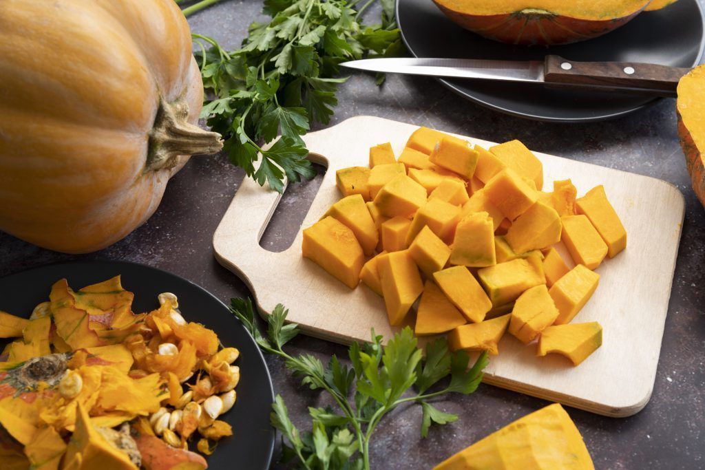 arreglo-alto-angulo-deliciosas-rodajas-calabaza