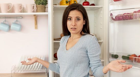 ¿Cómo quitar el mal olor de la nevera?