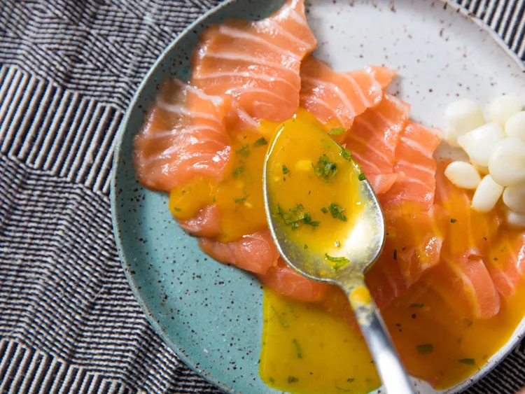 __opt__aboutcom__coeus__resources__content_migration__serious_eats__seriouseats.com__2019__03__20190314-tiradito-vicky-wasik-9-1500×1125-678ad40ceadf466d847d4dd1bafc4f9b