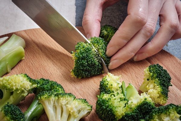 Cortar el brocoli